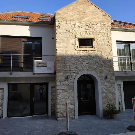 Rakoczi Tower Apartment